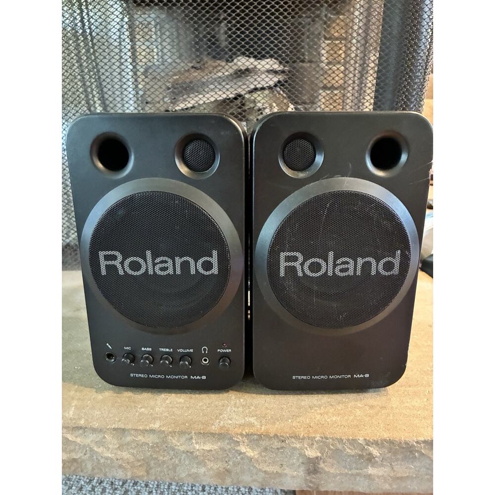 Roland Powered Stereo Micro Monitor MA-8 Headphone Jack Bass/Treble Black TESTED